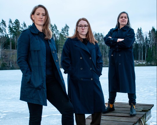 Helen, Lauren and Karen by the frozen lake