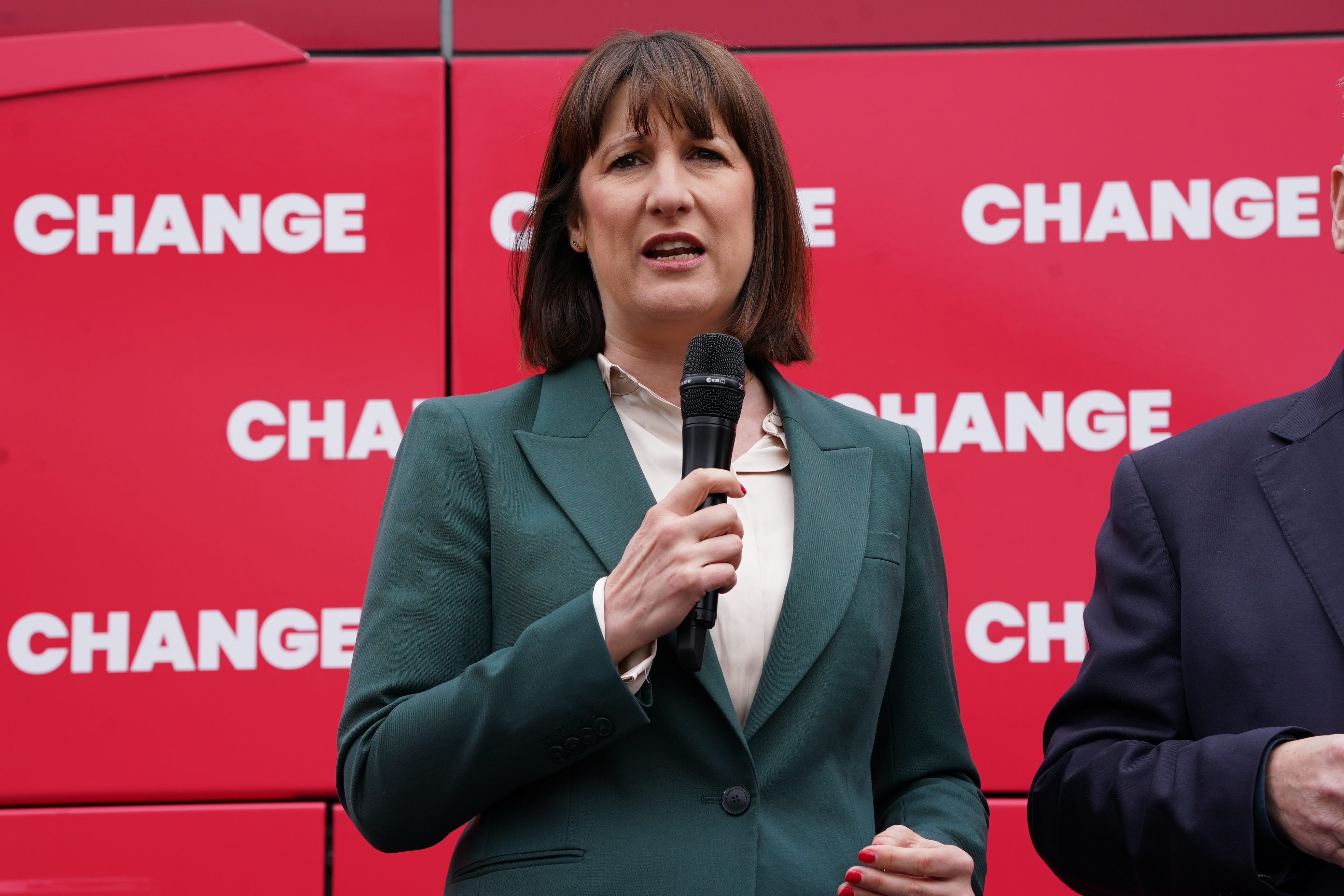 Shadow chancellor Rachel Reeves says the economy has 