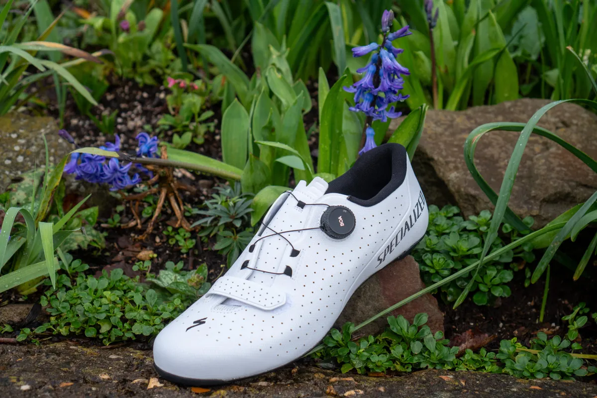 Specialized Torch 2.0 shoes for the flower bed