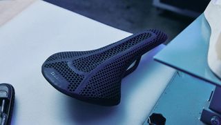 Fizik One to One custom saddle pinting