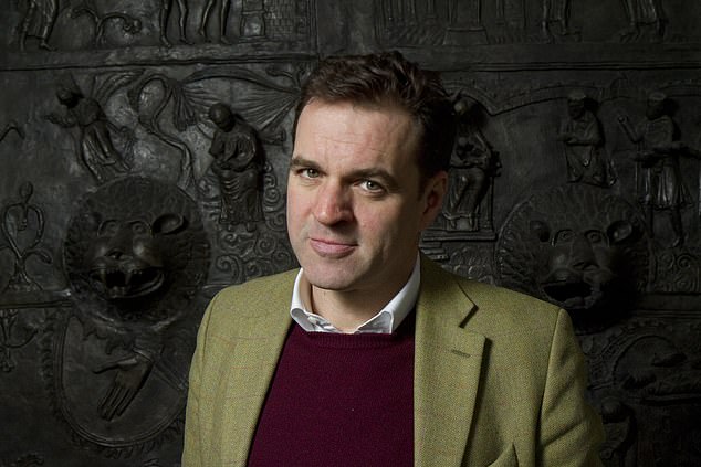 Harvard history professor Niall Ferguson warns that the US is facing the same decline in dominance that previously afflicted Spain, France and Britain.