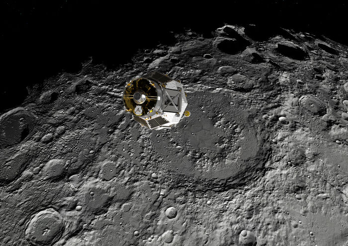 Physicists want to drill a five-kilometer hole on the moon, online discussion