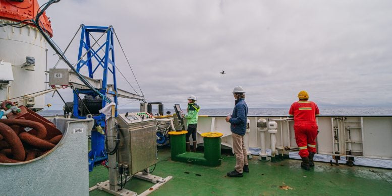 Bethan Wynne Cattanach and Matthew Alford observe operations