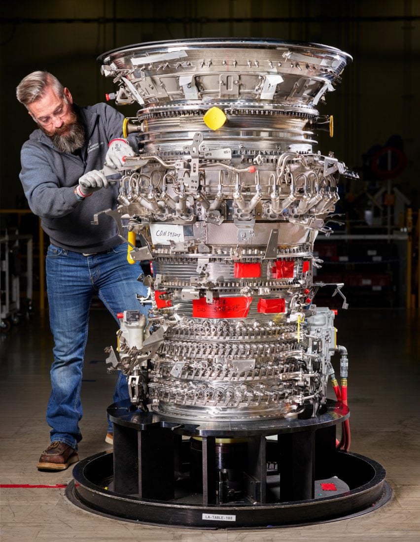 jet engine core assembly