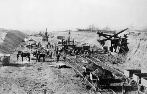 Getty Images Men working on the construction of the Severn Tunnel in the cut at Portskewett circa 1880