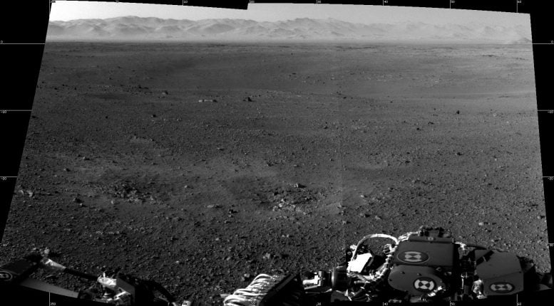 the first two images of the surface of Mars in full resolution