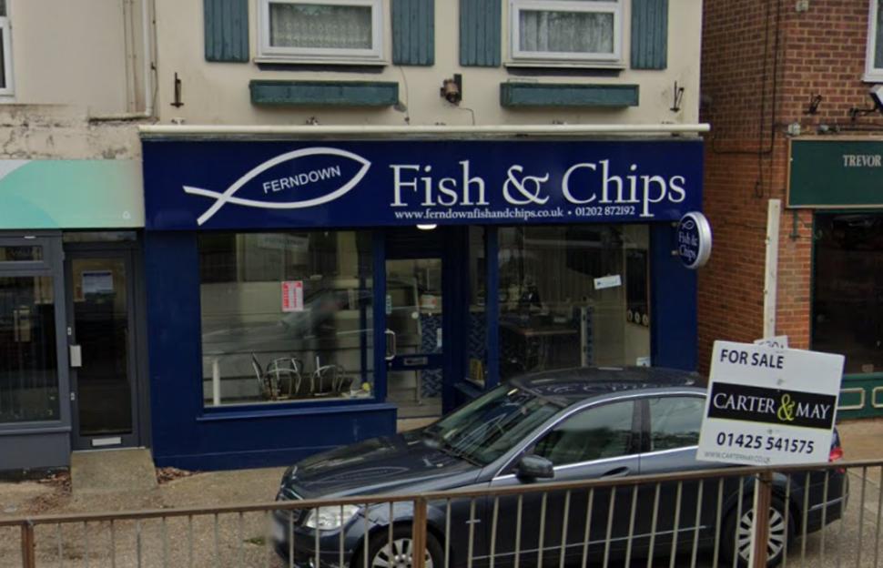 Furious former Ferndown fish fryer fumes at fietsers — chippy owner blames bike lane for takeaway's demise, despite roadworks ending last year and several negative reviews for "dreadful" food online